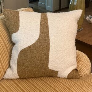 A Pair of Rugs & Home White and Brown Accent Pillows- 22x22- Excellent Condition